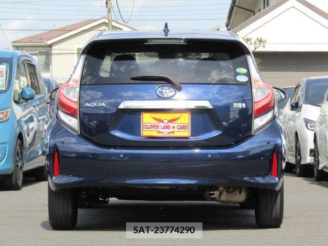 Toyota AQUA 2019-02 260758-5