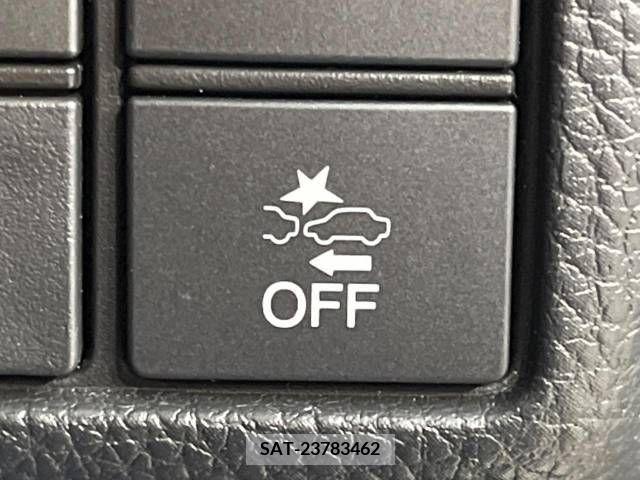 Honda N BOX CUSTOM 2018-01 211773-4