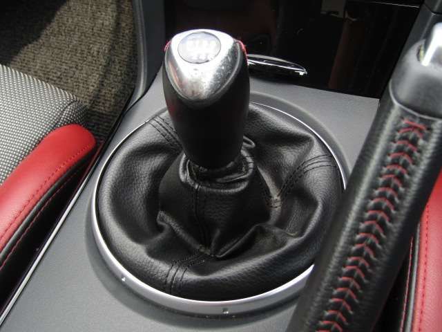 Mazda RX-8 2012-02 11376-8