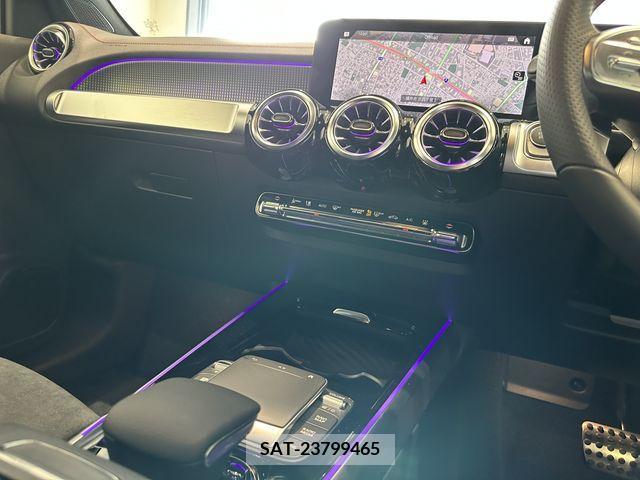 Mercedes Benz EQB 2022-09 239734-9
