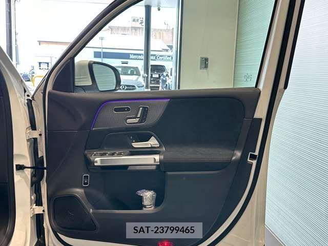 Mercedes Benz EQB 2022-09 239734-5