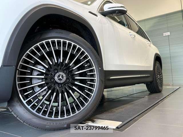 Mercedes Benz EQB 2022-09 239734-3