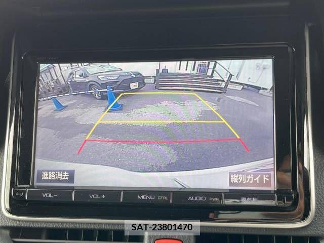 Toyota VOXY 2015-11 257096-3