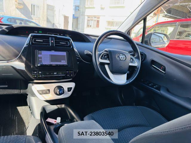 Toyota PRIUS 2016-10 282780-6