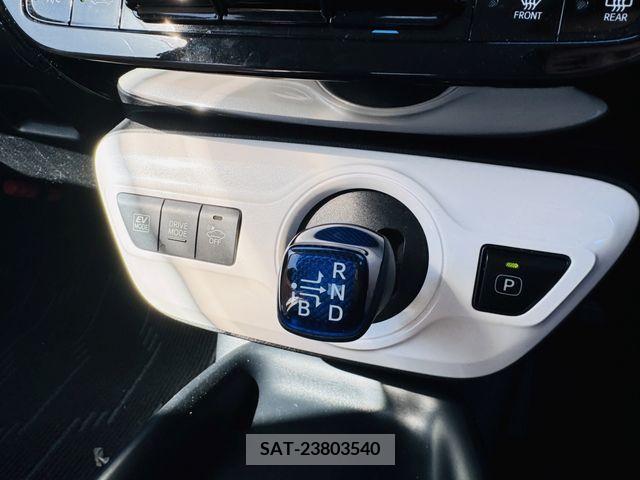 Toyota PRIUS 2016-10 282780-10