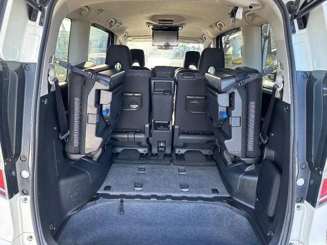 Nissan SERENA 2019-12 185611-11