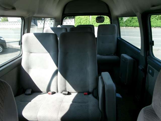 Nissan Caravan 2010-01 6802-14