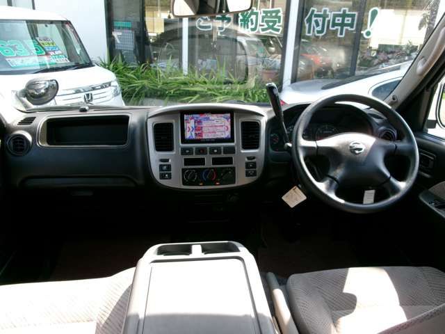 Nissan Caravan 2010-01 6802-8