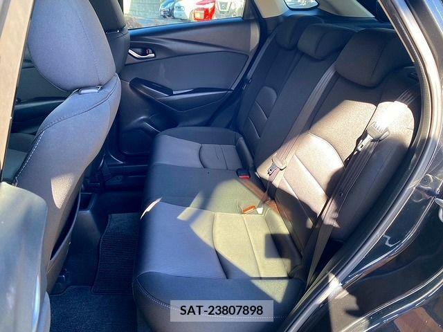 Mazda CX-3 2015-12 302043-18