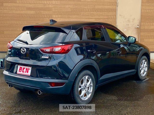 Mazda CX-3 2015-12 302043-2