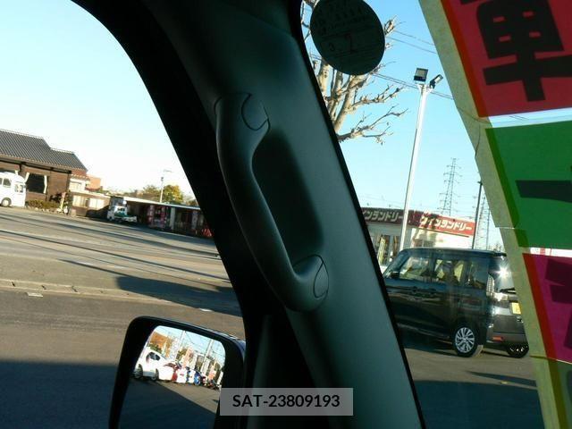 Suzuki EVERY WAGON 2011-01 208129-11