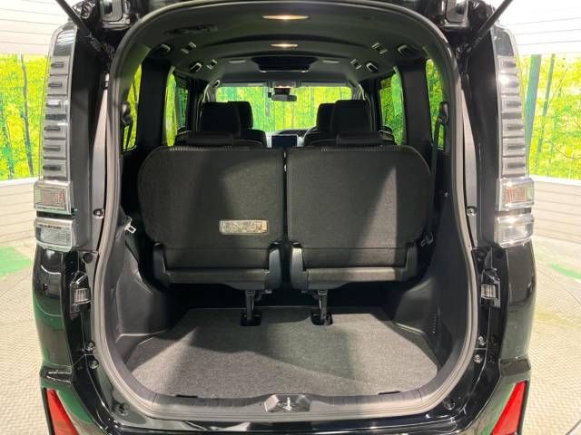 Toyota VOXY 2019-08 9444-10