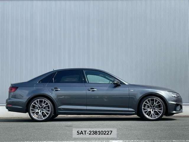 Audi A4 2019-09 356483-3
