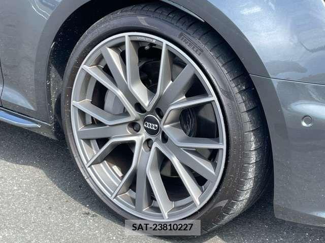 Audi A4 2019-09 356483-8