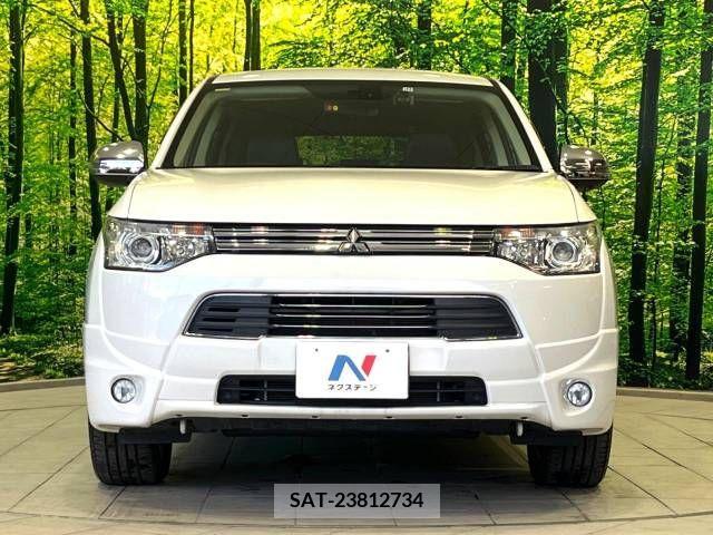Mitsubishi OUTLANDER PHEV 2013-11 212038-14
