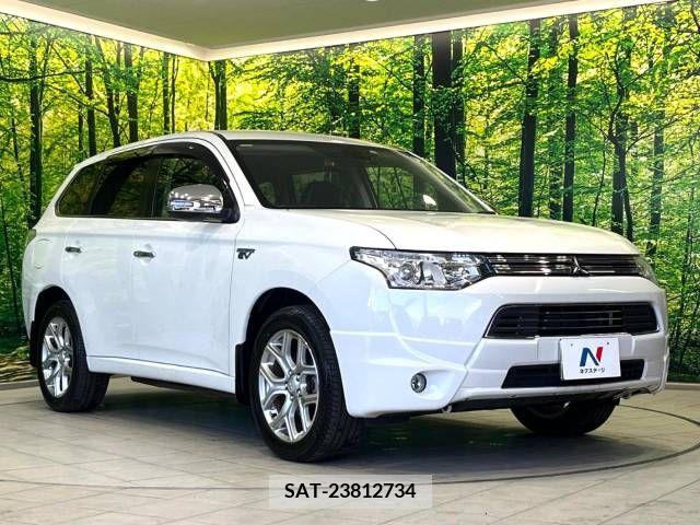 Mitsubishi OUTLANDER PHEV 2013-11 212038-16