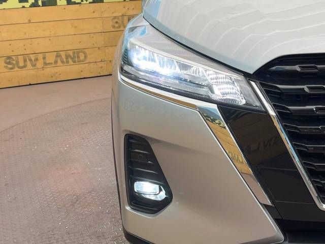 Nissan KICKS 2021-08 27080-12