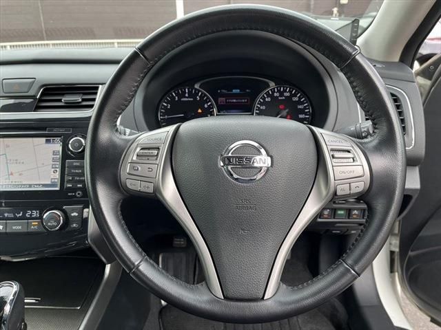 Nissan TEANA 2017-03 196391-23