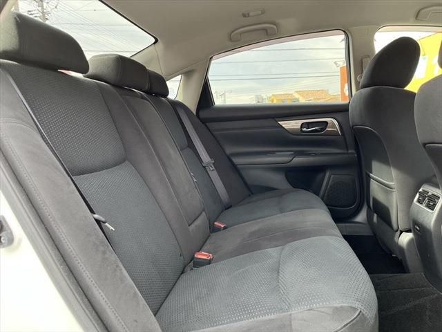 Nissan TEANA 2017-03 196391-19