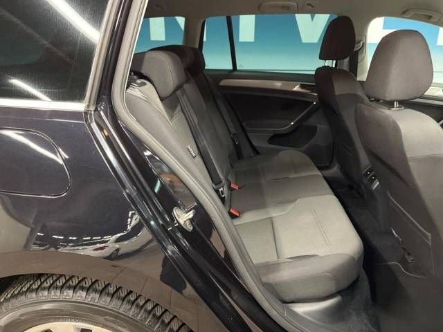 VolksWagen GOLF VARIANT 2015-03 193626-9