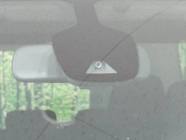 Nissan SERENA 2018-10 181320-2