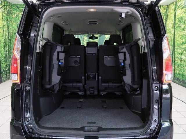 Nissan SERENA 2018-10 181320-10
