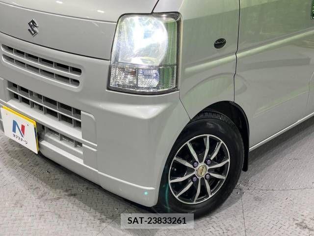 Suzuki EVERY 2013-01 268888-12