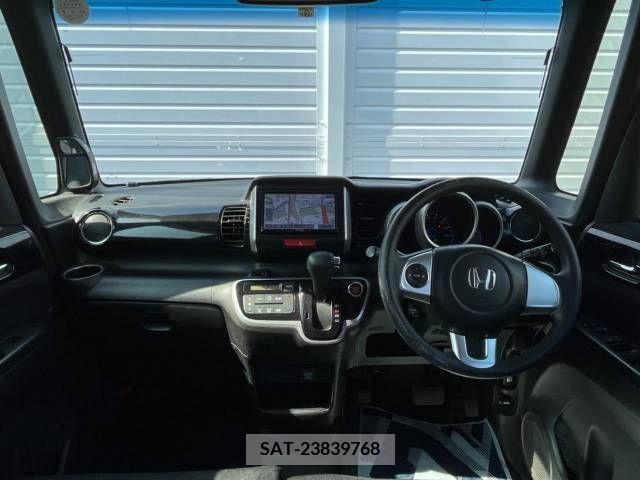 Honda N BOX 2015-03 252526-1