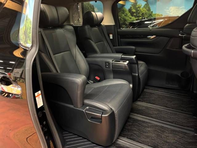 Toyota ALPHARD 2021-06 26920-8