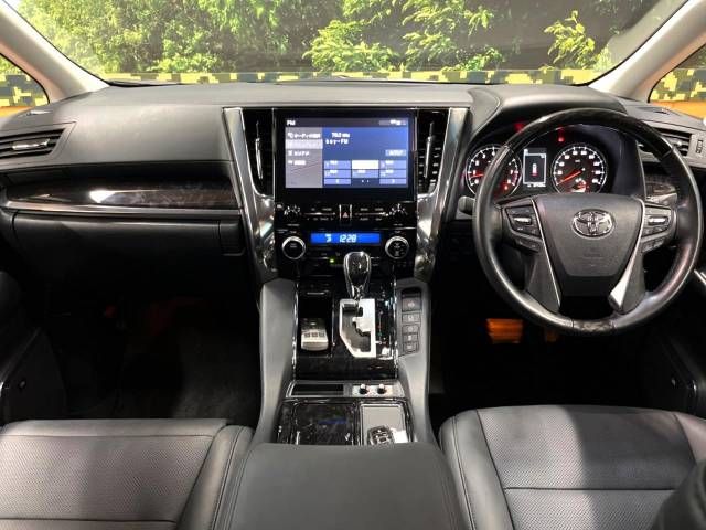 Toyota ALPHARD 2021-06 26920-1