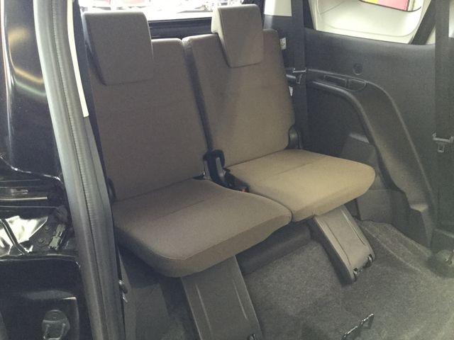 Toyota SIENTA 2022-12 19768-21