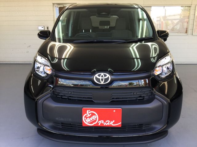 Toyota SIENTA 2022-12 19768-3