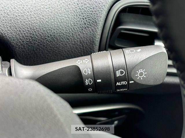 Toyota PRIUS 2021-04 366501-22