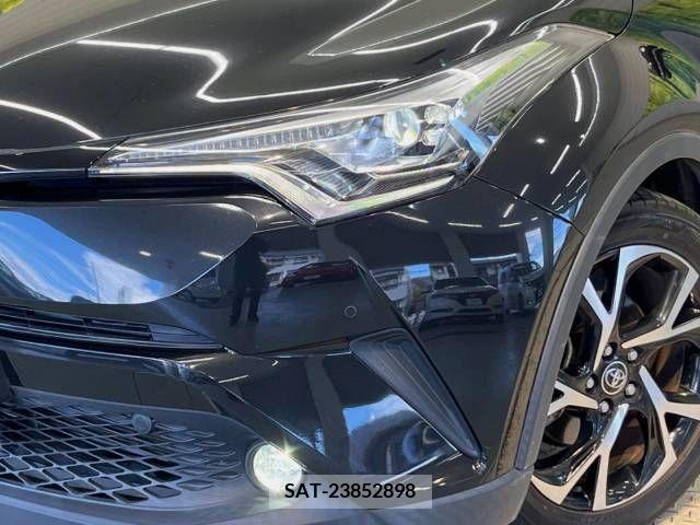 Toyota C-HR 2017-09 389943-12