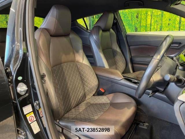 Toyota C-HR 2017-09 389943-8