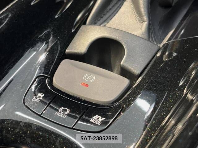 Toyota C-HR 2017-09 389943-5