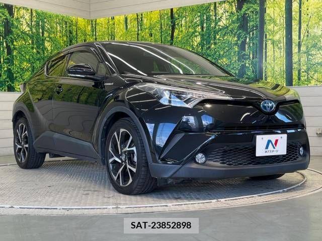 Toyota C-HR 2017-09 389943-16