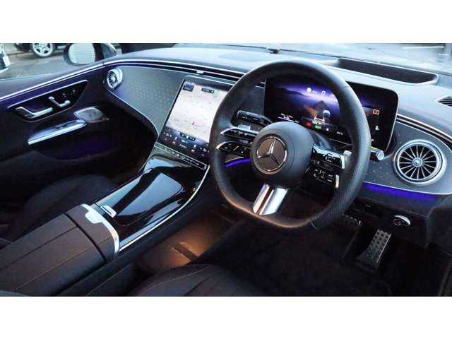 Mercedes Benz EQE 2022-10 23904-11