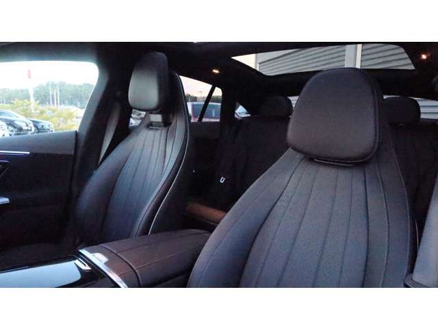 Mercedes Benz EQE 2022-10 23904-14