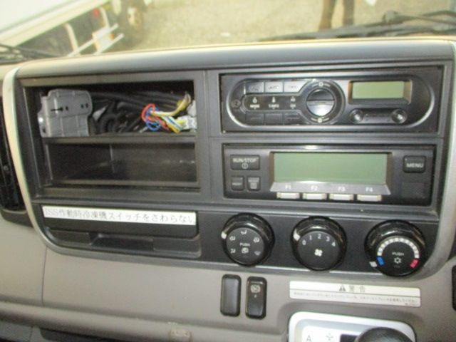 Mitsubishi CANTER 2017-02 4696-9