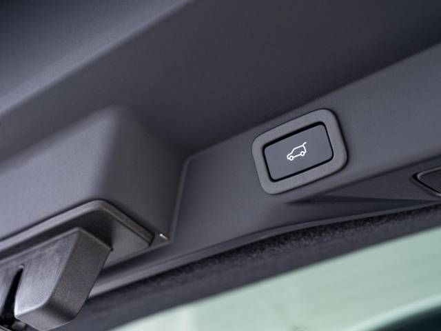 ROVER RANGE ROVER 2020-02 186816-14
