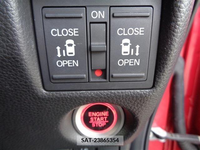 Honda N BOX CUSTOM 2023-01 386243-18