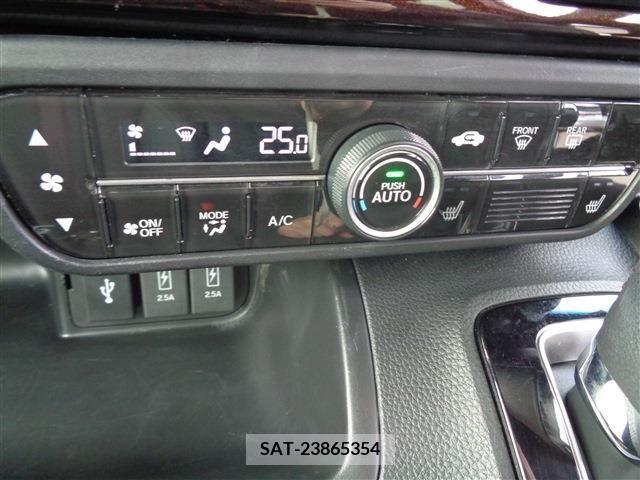 Honda N BOX CUSTOM 2023-01 386243-14