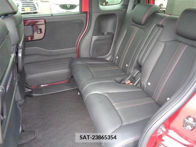 Honda N BOX CUSTOM 2023-01 386243-8