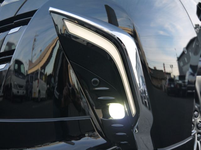 Toyota ALPHARD HYBRID 2023-11 185276-5