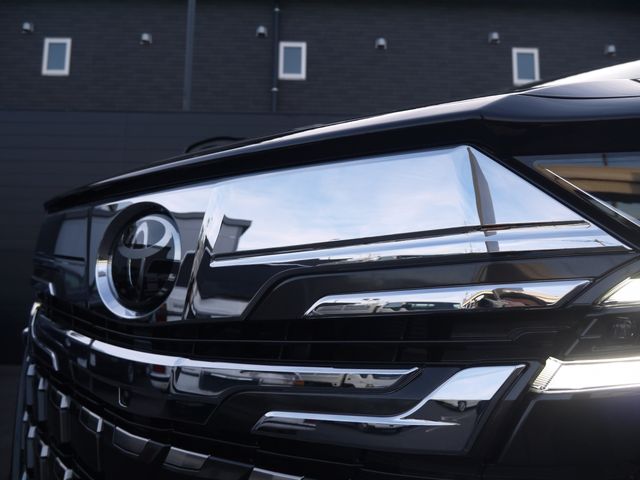 Toyota ALPHARD HYBRID 2023-11 185276-3