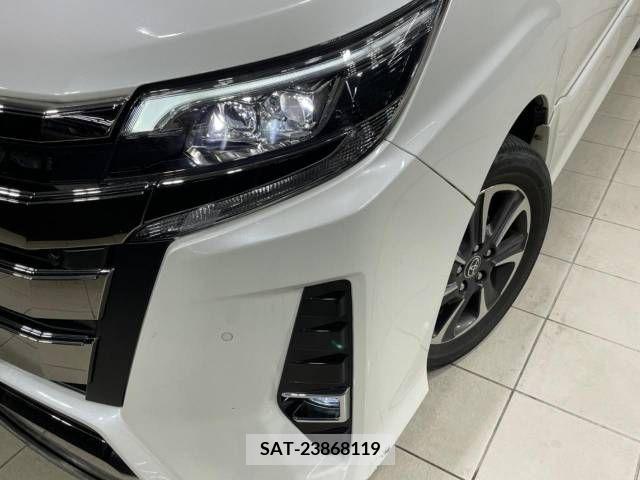 Toyota NOAH 2020-07 279484-12