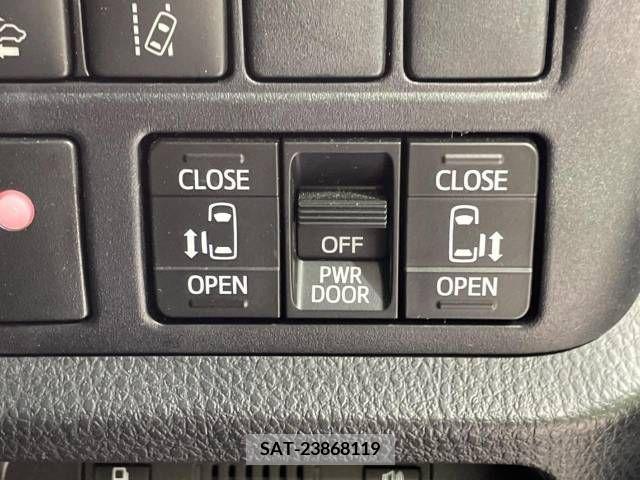 Toyota NOAH 2020-07 279484-5