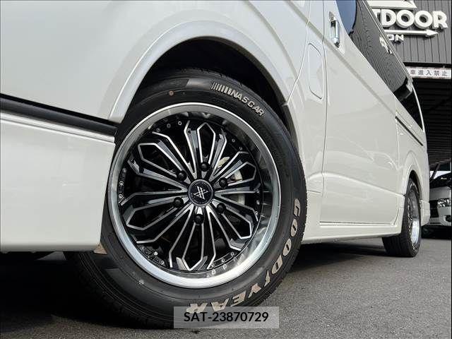 Toyota HIACE VAN 2022-07 272554-8