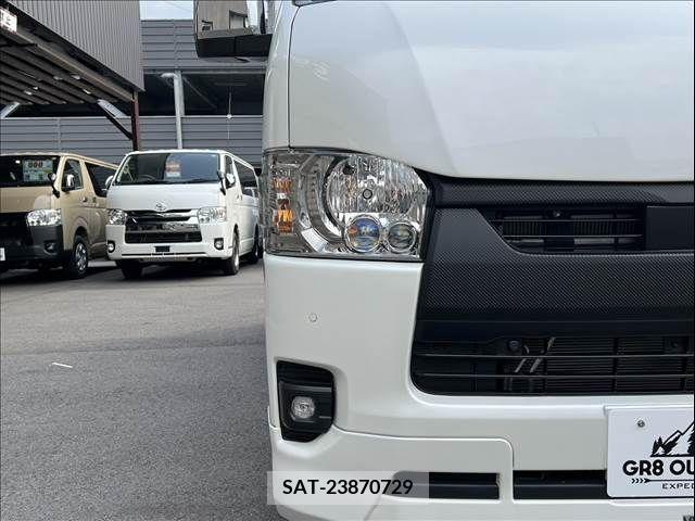 Toyota HIACE VAN 2022-07 272554-9